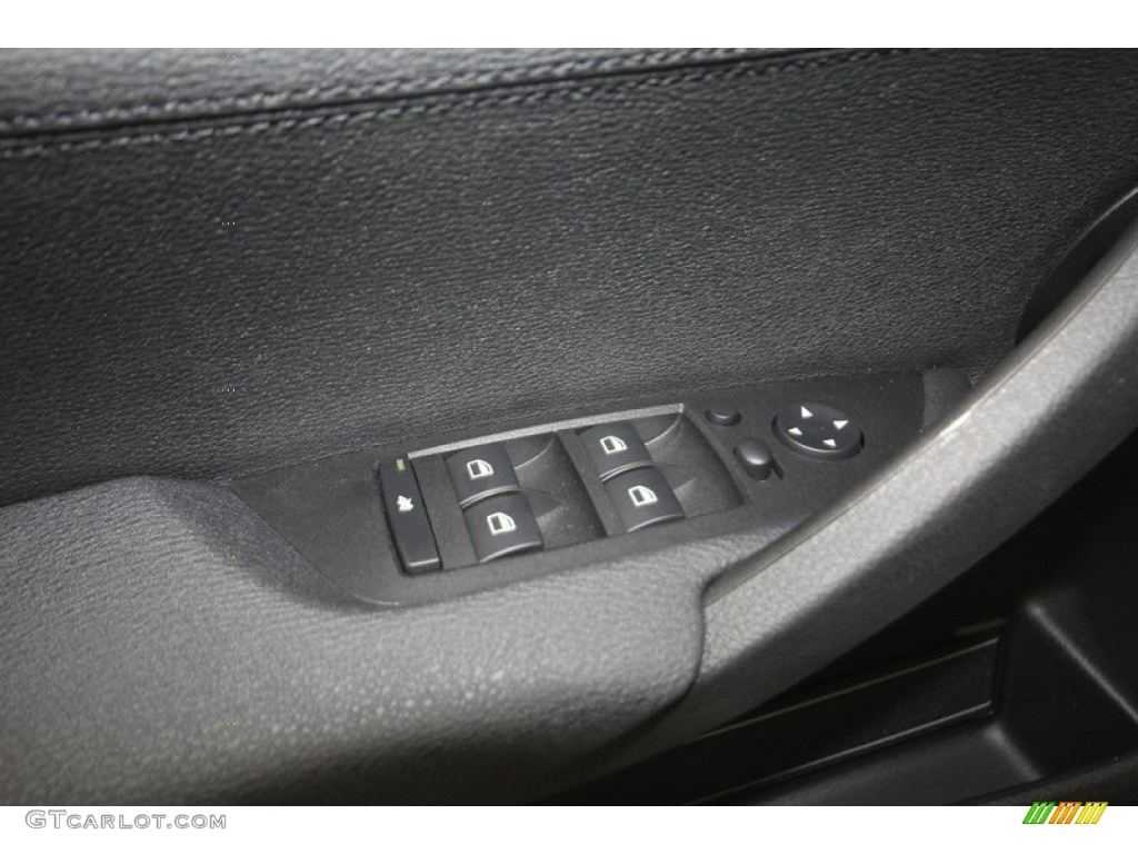 2014 X1 sDrive28i - Mineral Grey Metallic / Black photo #14