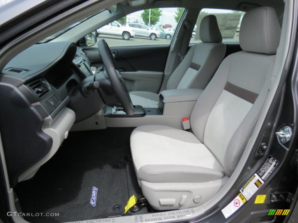 2013 Camry LE - Magnetic Gray Metallic / Ash photo #8