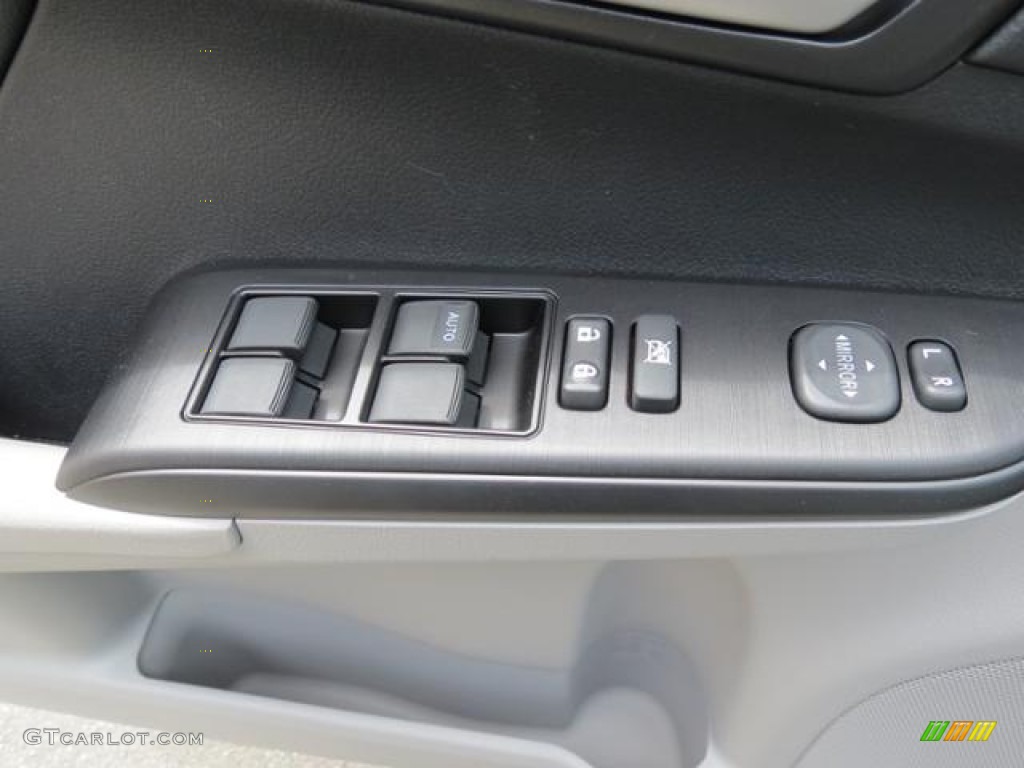 2013 Camry LE - Magnetic Gray Metallic / Ash photo #10