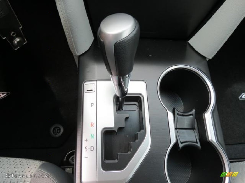 2013 Camry LE - Magnetic Gray Metallic / Ash photo #13