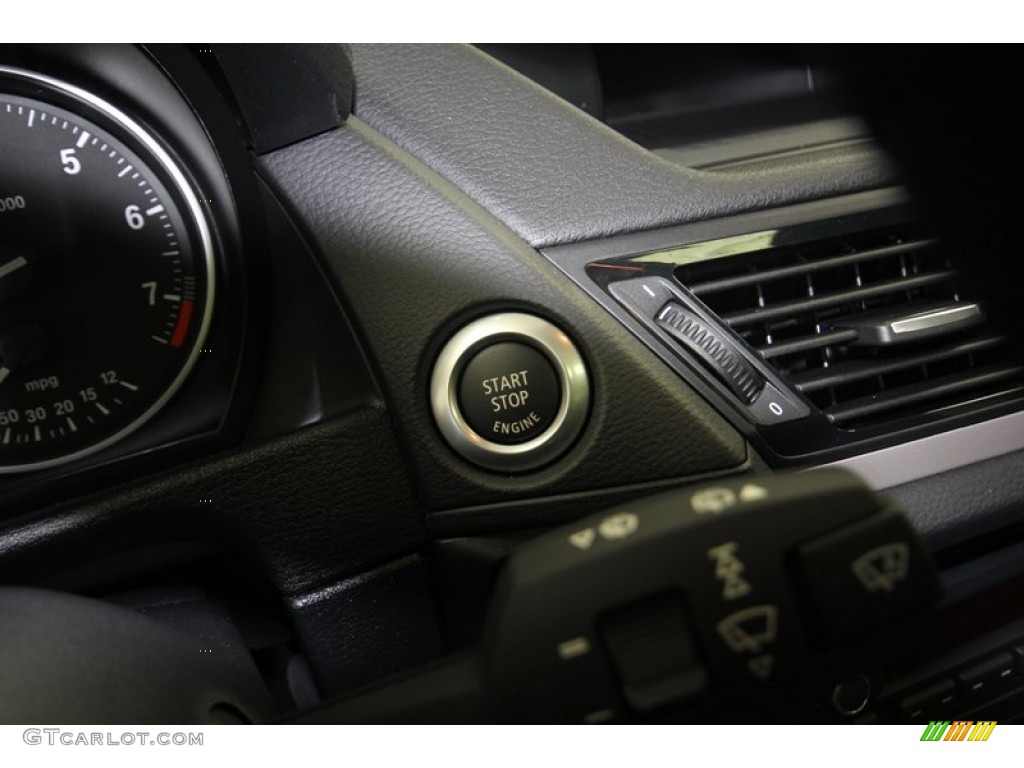 2014 X1 sDrive28i - Mineral Grey Metallic / Black photo #22
