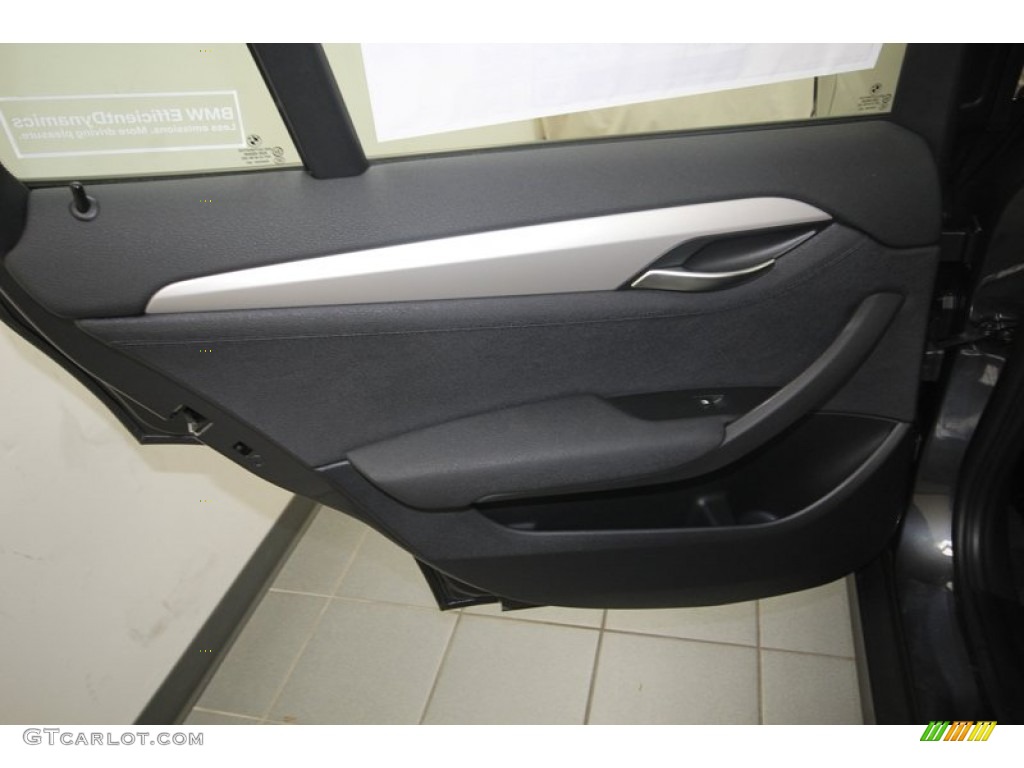2014 X1 sDrive28i - Mineral Grey Metallic / Black photo #26