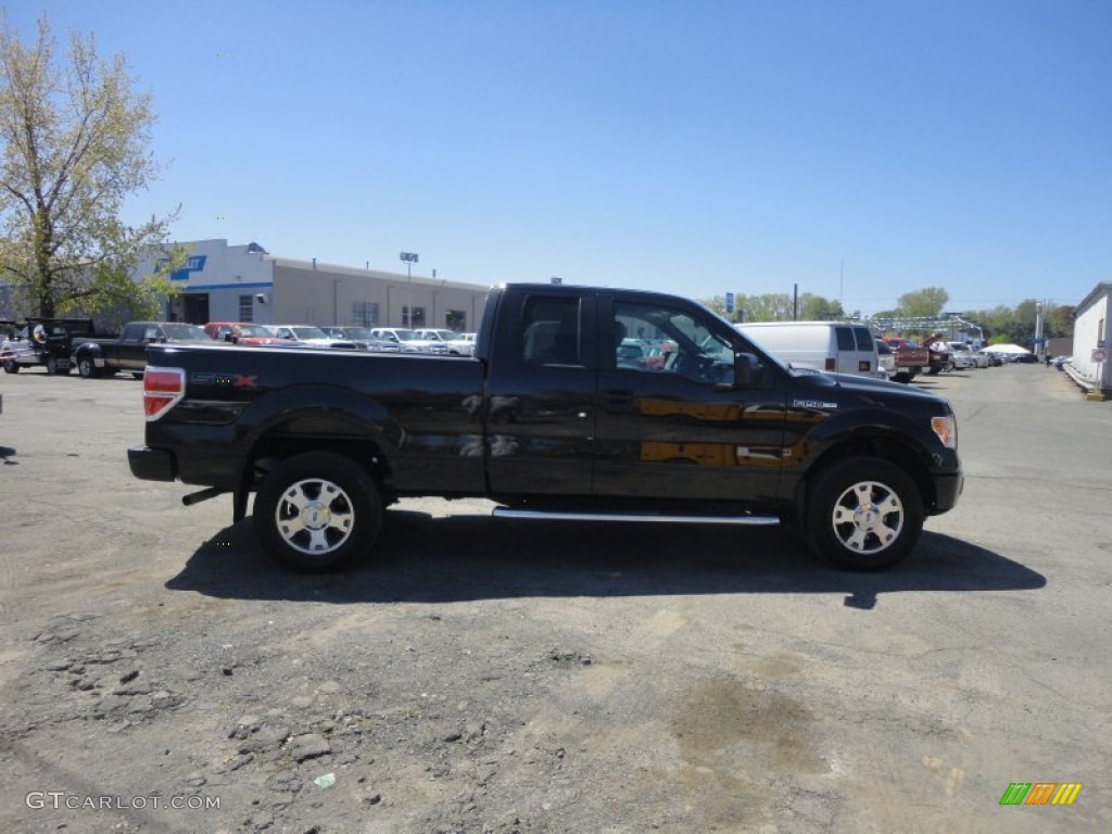 2010 F150 STX SuperCab 4x4 - Tuxedo Black / Medium Stone photo #6