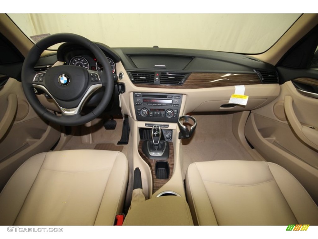 2014 BMW X1 sDrive28i Beige Dashboard Photo #80715581