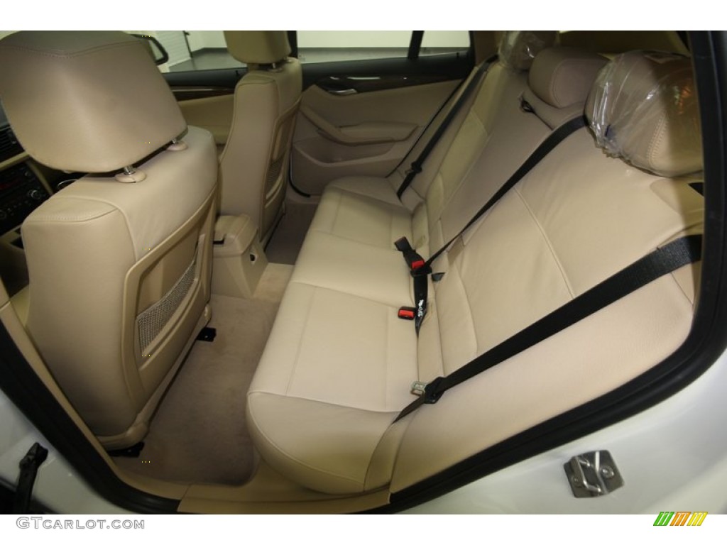 2014 BMW X1 sDrive28i Rear Seat Photo #80715683