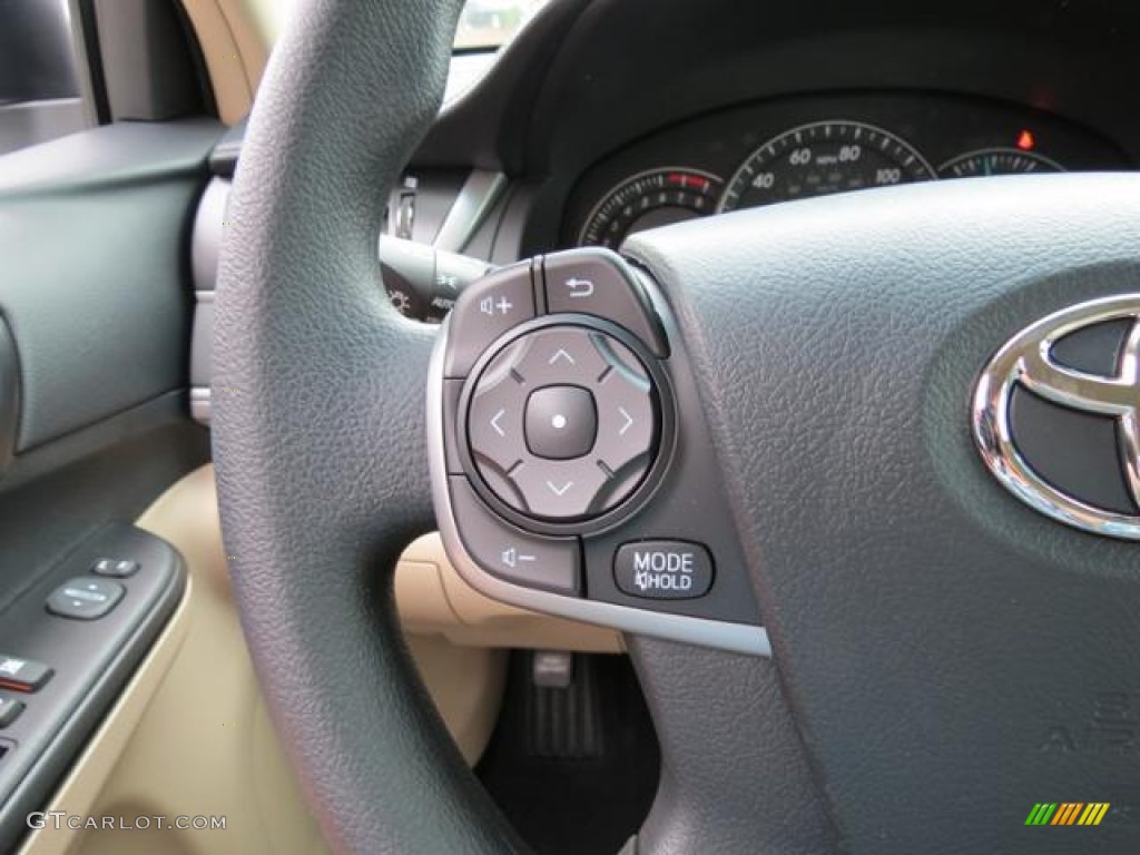 2013 Toyota Camry LE Controls Photo #80716250