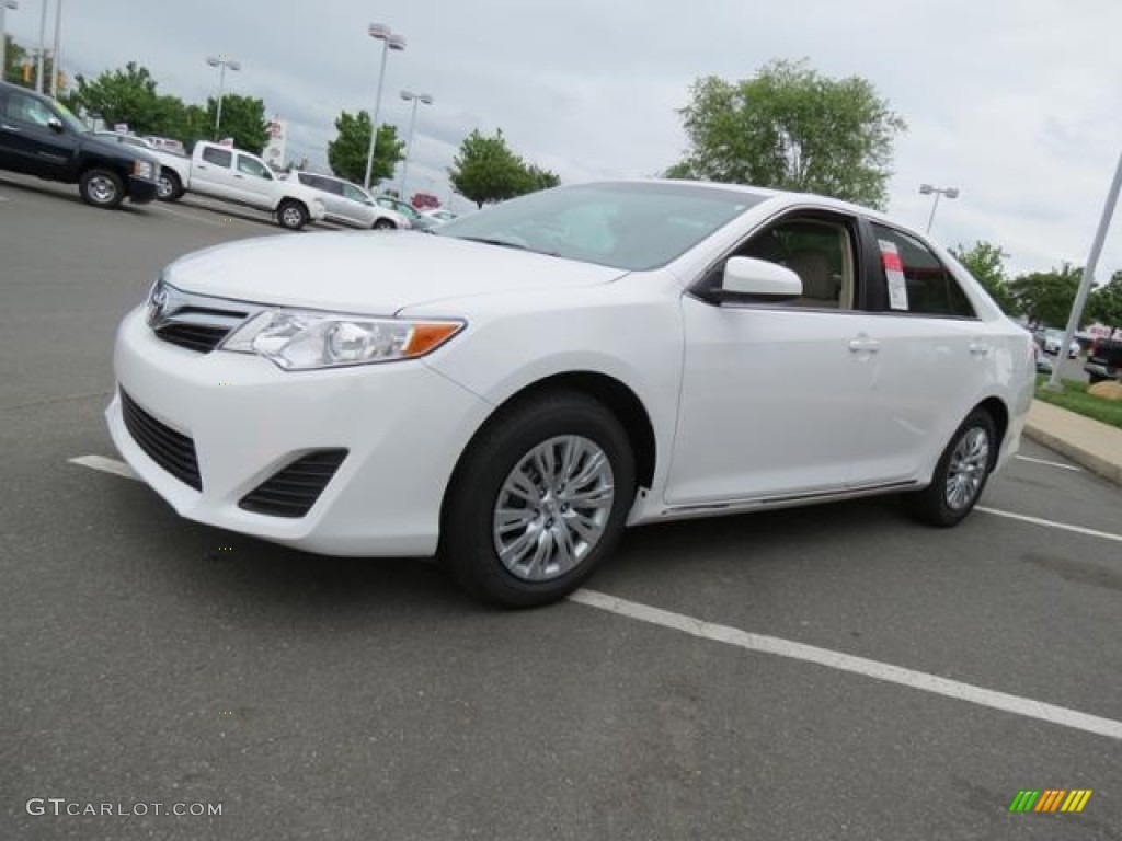 2013 Camry LE - Super White / Ivory photo #3