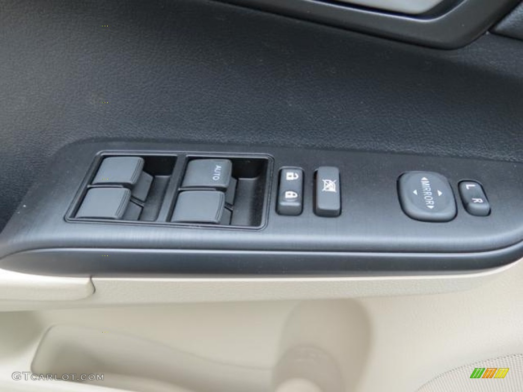 2013 Camry LE - Super White / Ivory photo #10