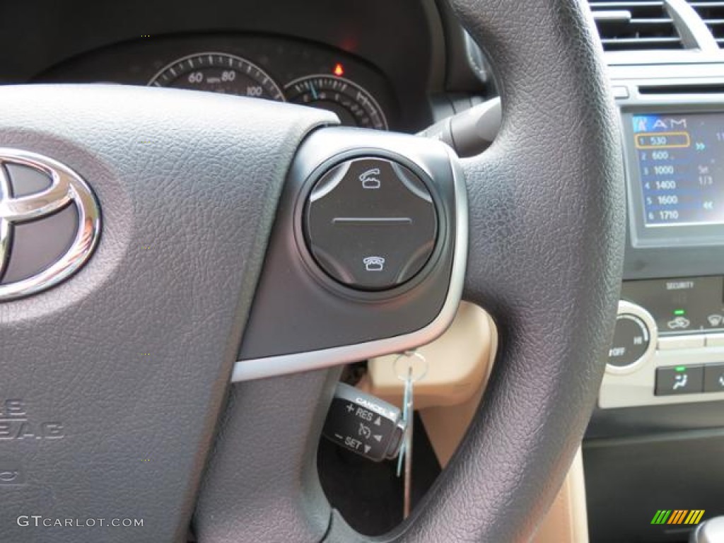 2013 Camry LE - Super White / Ivory photo #15