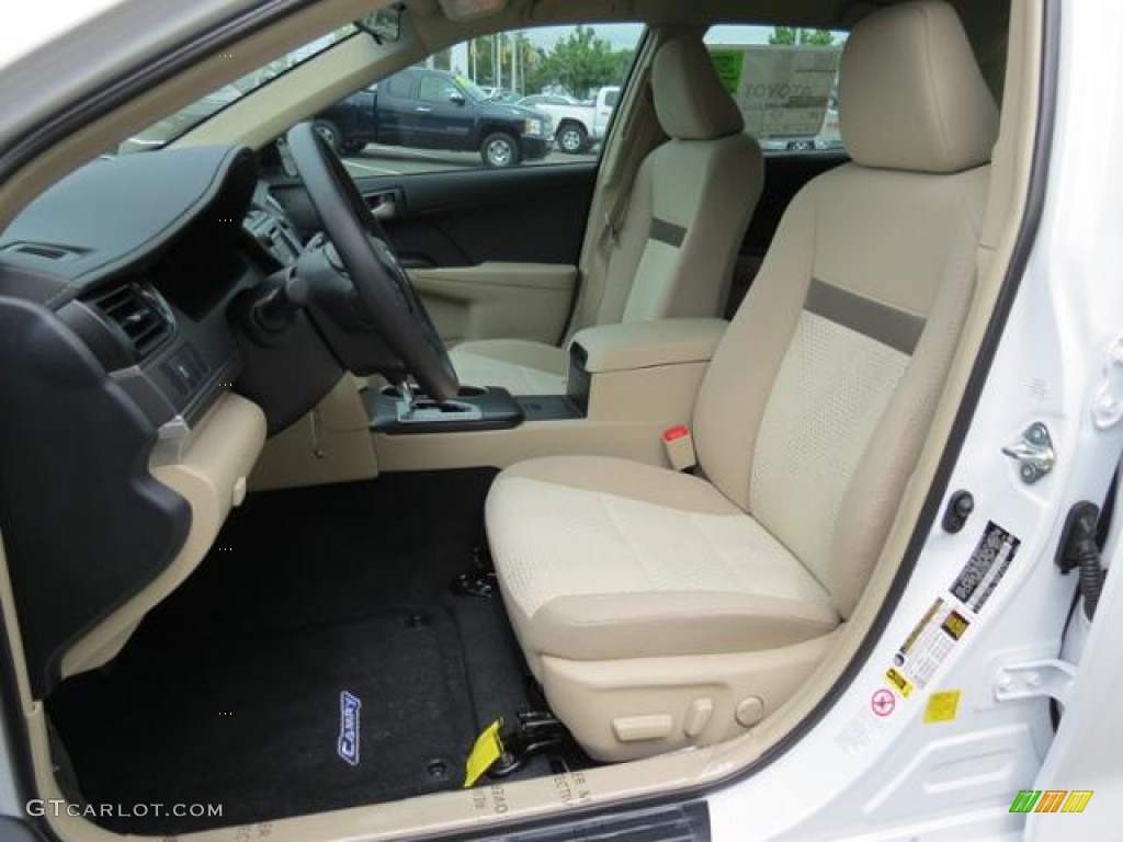 Ivory Interior 2013 Toyota Camry LE Photo #80716769