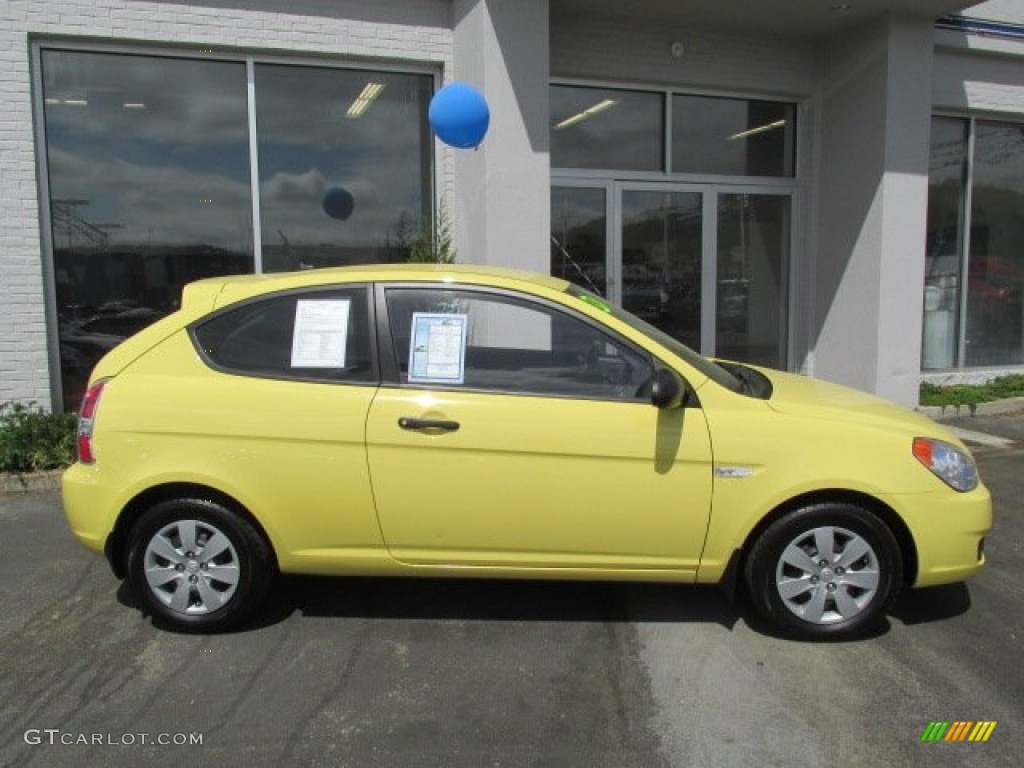 2009 Accent GS 3 Door - Mellow Yellow / Black photo #2