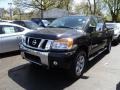 Galaxy Black - Titan SE Crew Cab 4x4 Photo No. 3