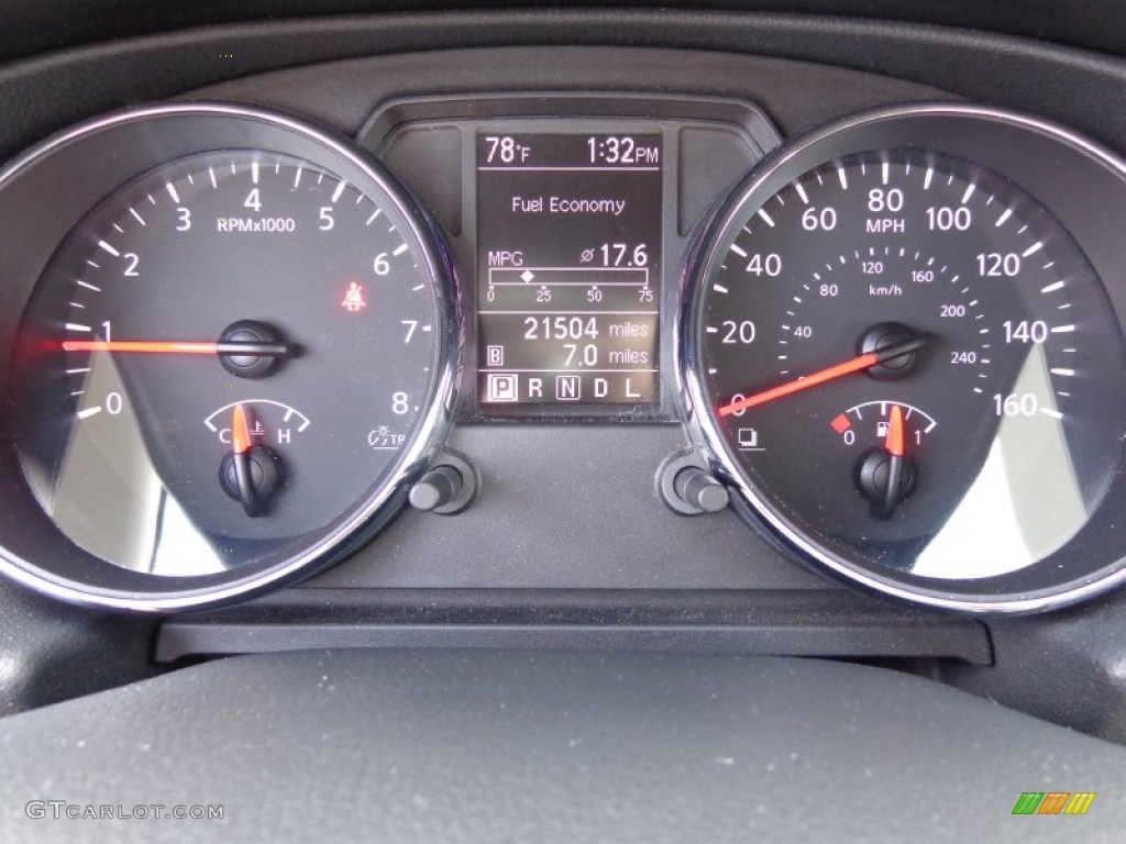 2011 Rogue SL AWD - Gotham Gray Metallic / Black photo #15