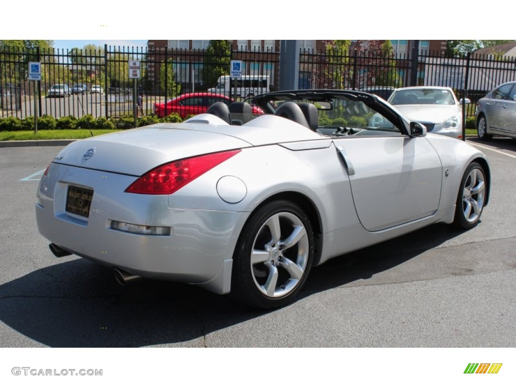 2007 350Z Touring Roadster - Silver Alloy Metallic / Charcoal photo #7