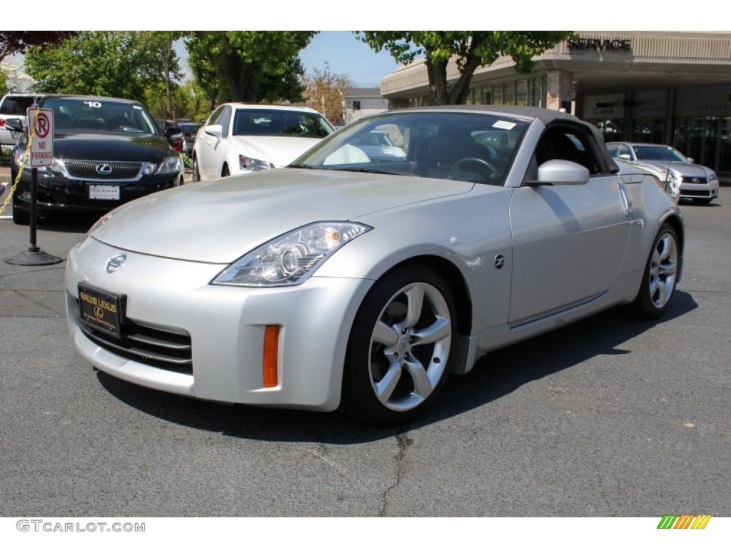 2007 350Z Touring Roadster - Silver Alloy Metallic / Charcoal photo #19