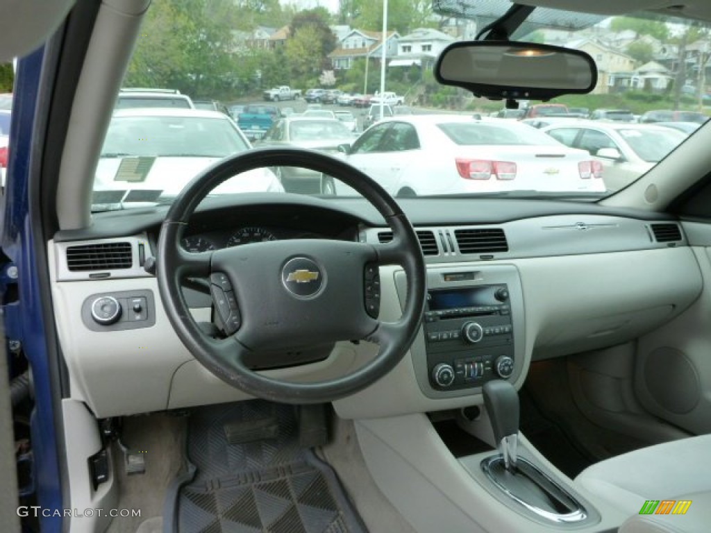 2006 Chevrolet Impala LT Gray Dashboard Photo #80729851