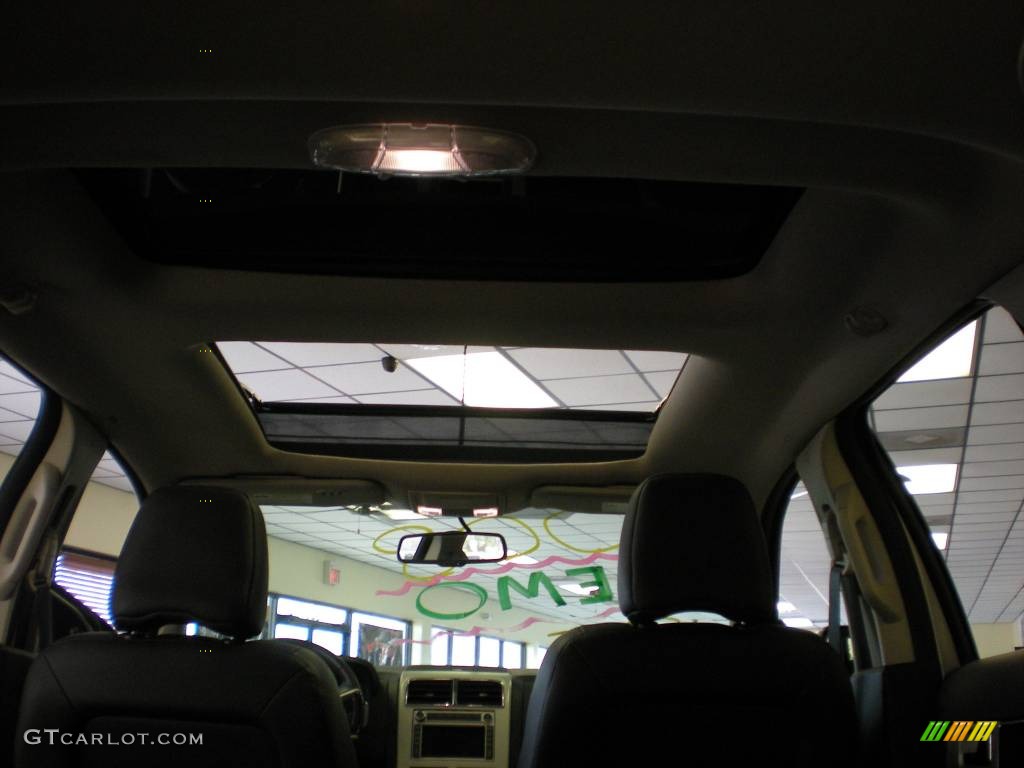 2008 MKX Limited Edition - Vapor Silver Metallic / Charcoal Black/Medium Light Stone photo #7