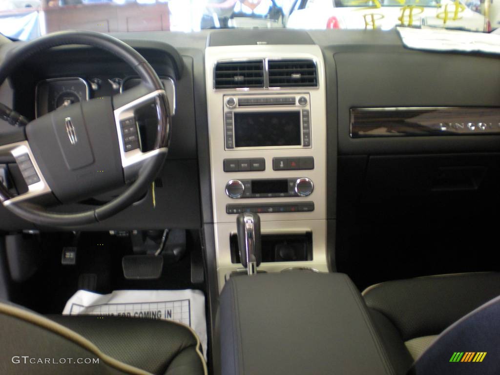 2008 MKX Limited Edition - Vapor Silver Metallic / Charcoal Black/Medium Light Stone photo #15