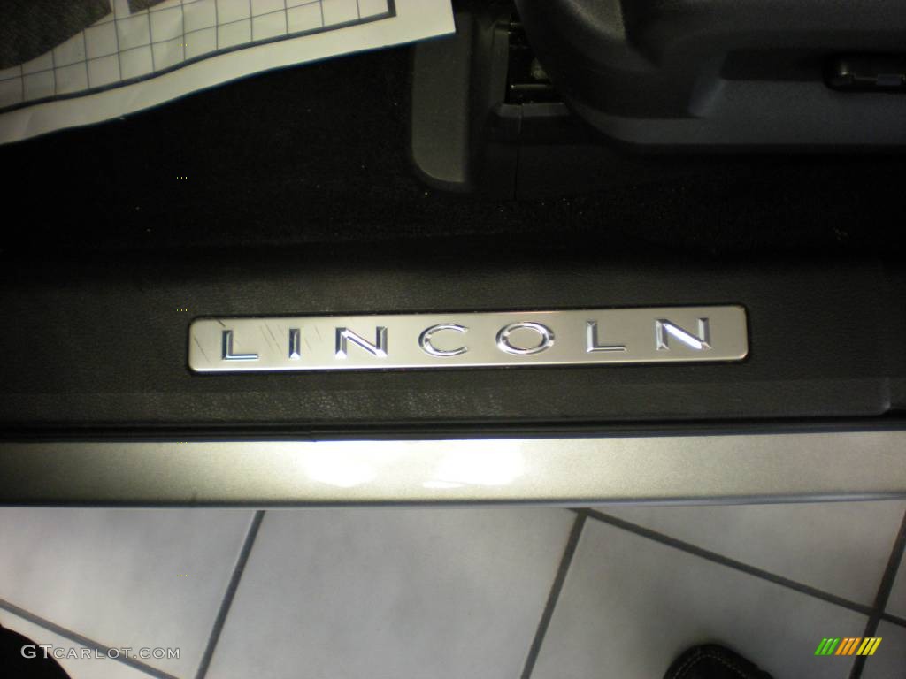 2008 MKX Limited Edition - Vapor Silver Metallic / Charcoal Black/Medium Light Stone photo #18