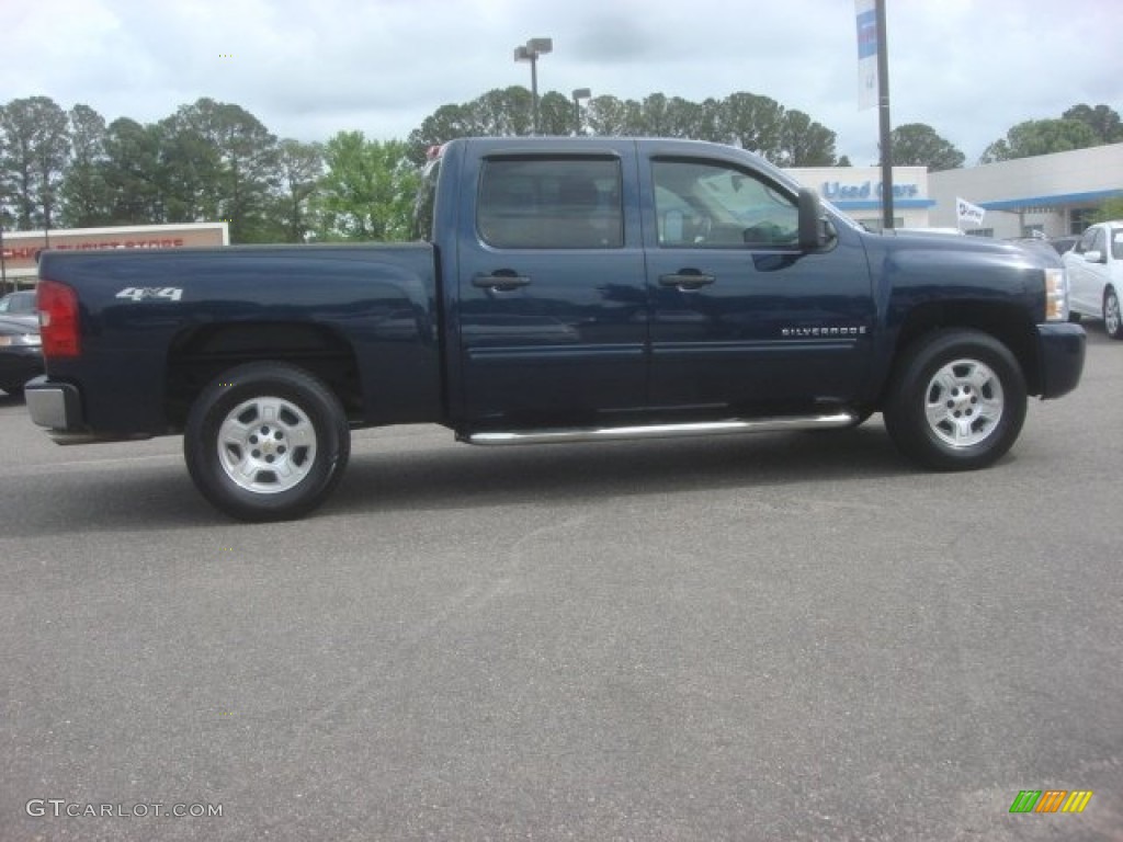 2009 Silverado 1500 LT Crew Cab 4x4 - Imperial Blue Metallic / Ebony photo #7