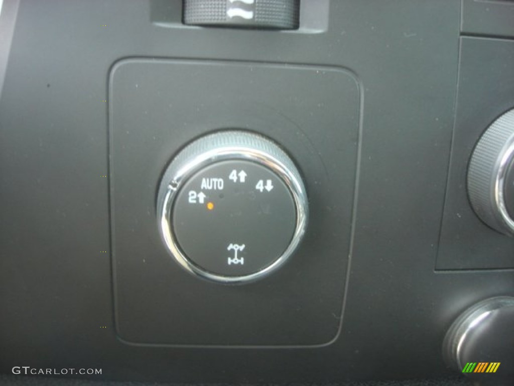 2009 Silverado 1500 LT Crew Cab 4x4 - Imperial Blue Metallic / Ebony photo #22