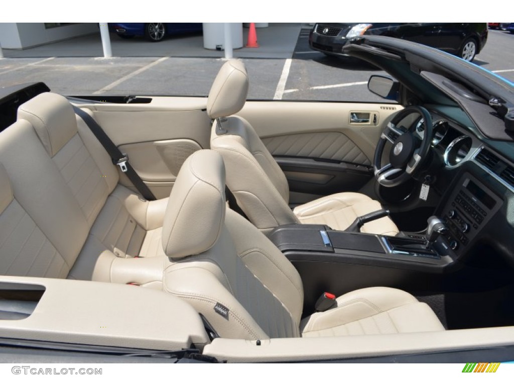 2010 Mustang V6 Premium Convertible - Grabber Blue / Stone photo #10