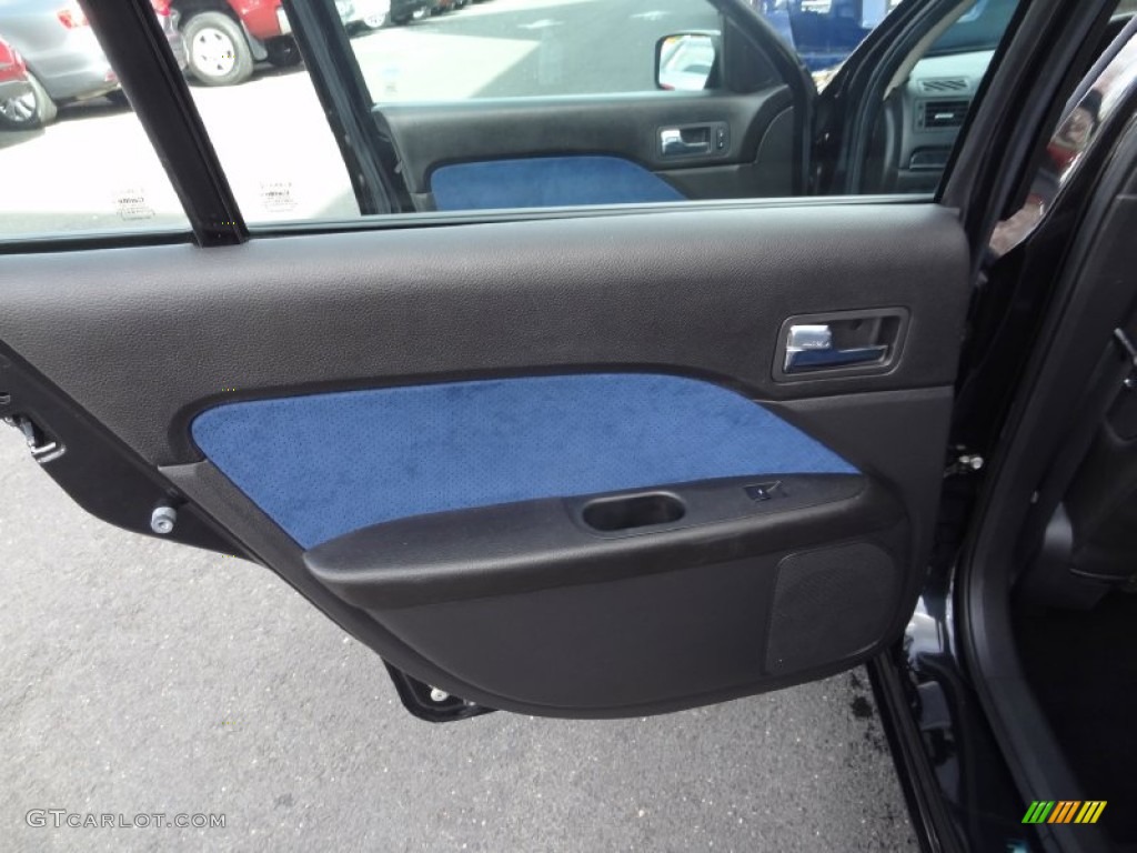 2009 Ford Fusion SE Blue Suede Alcantara Blue Suede/Charcoal Black Leather Door Panel Photo #80743182