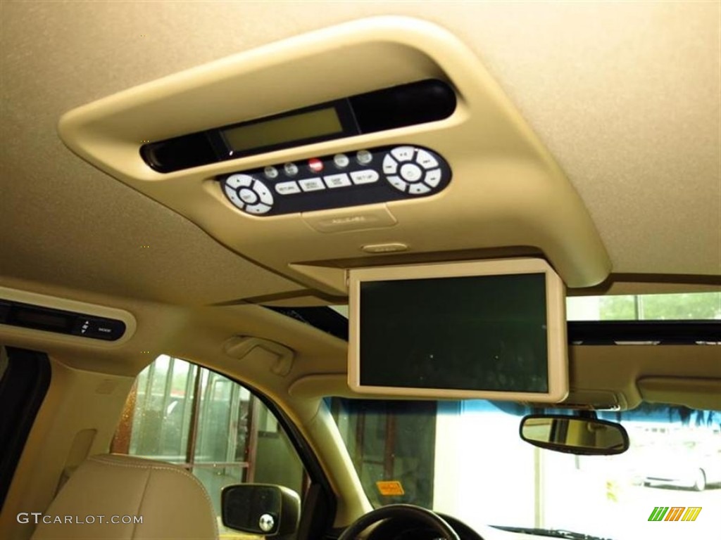 2010 Honda Odyssey EX-L Entertainment System Photo #80744424