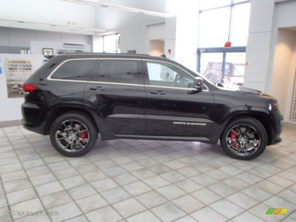 2014 Grand Cherokee SRT 4x4 - Brilliant Black Crystal Pearl / SRT Morocco Black photo #5