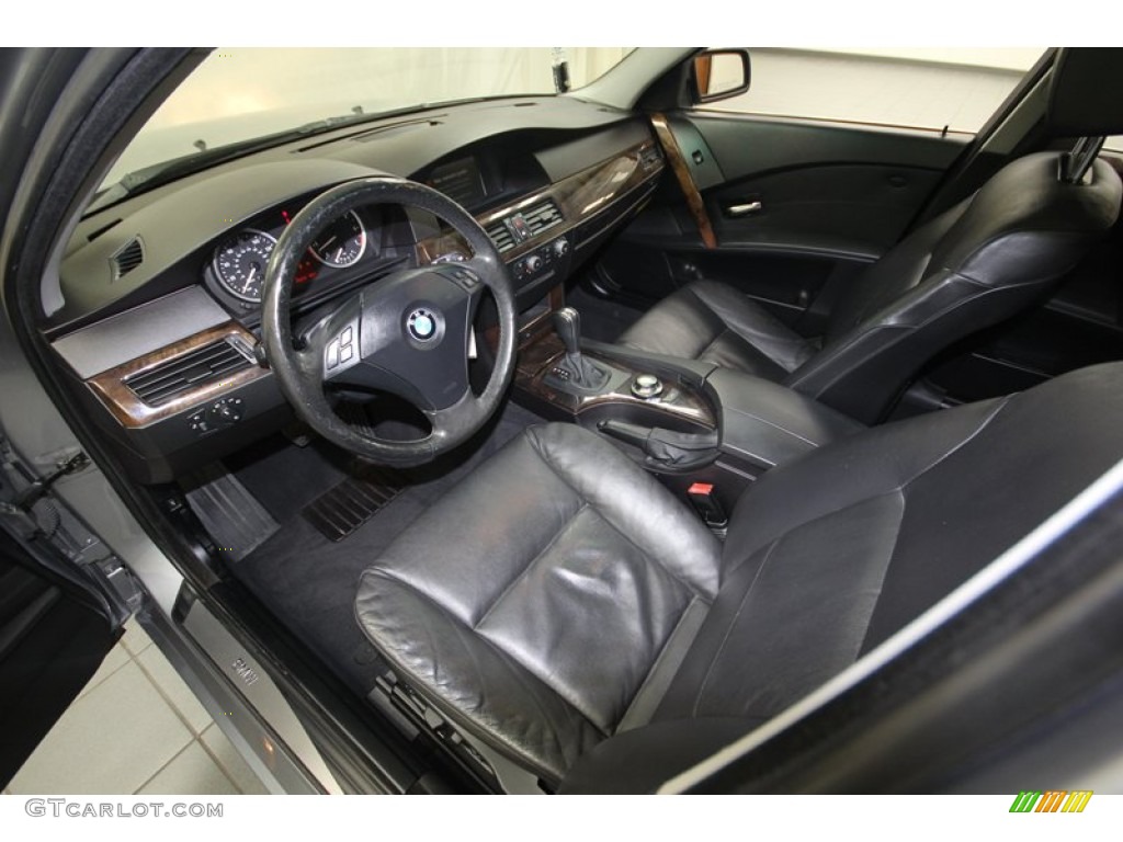 Black Interior 2005 BMW 5 Series 530i Sedan Photo #80751860