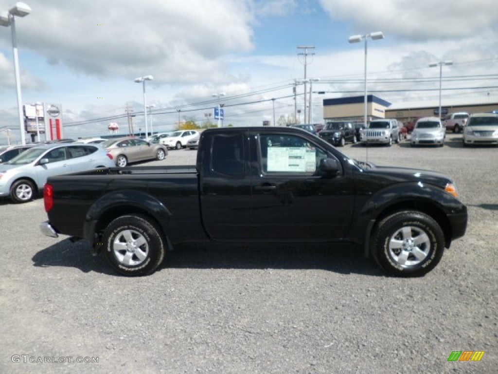 2013 Frontier SV V6 King Cab 4x4 - Super Black / Steel photo #8