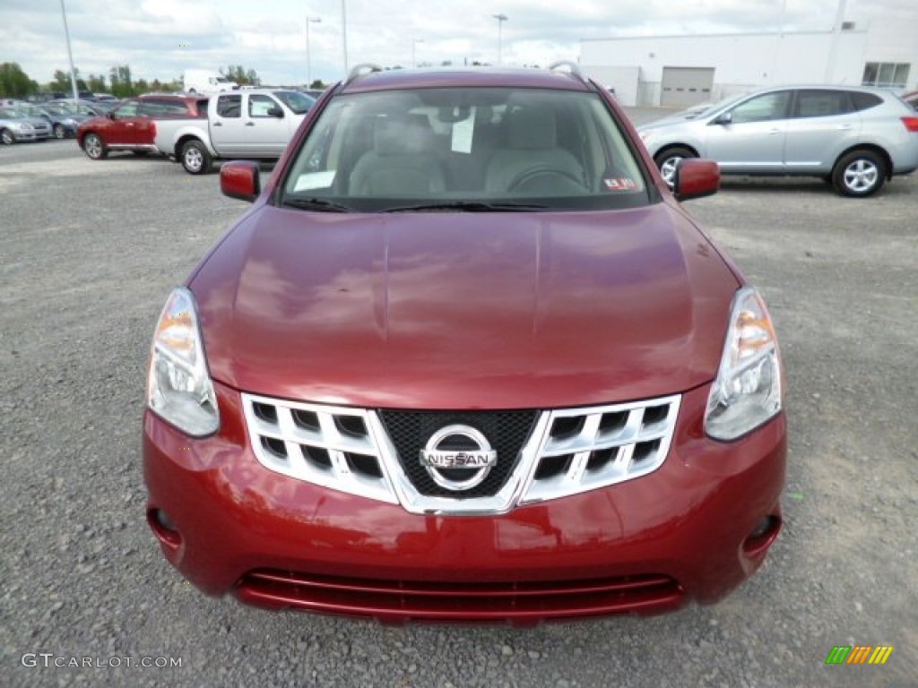 2013 Rogue SV AWD - Cayenne Red / Gray photo #2