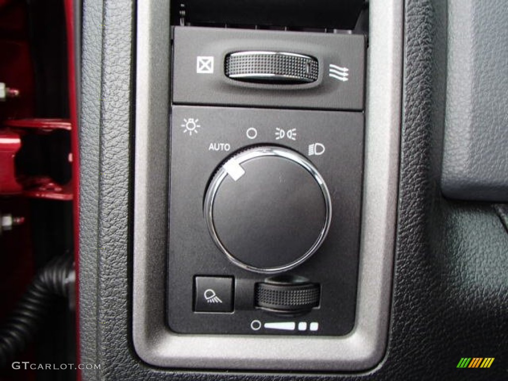 2013 Ram 1500 Tradesman Regular Cab Controls Photo #80757832