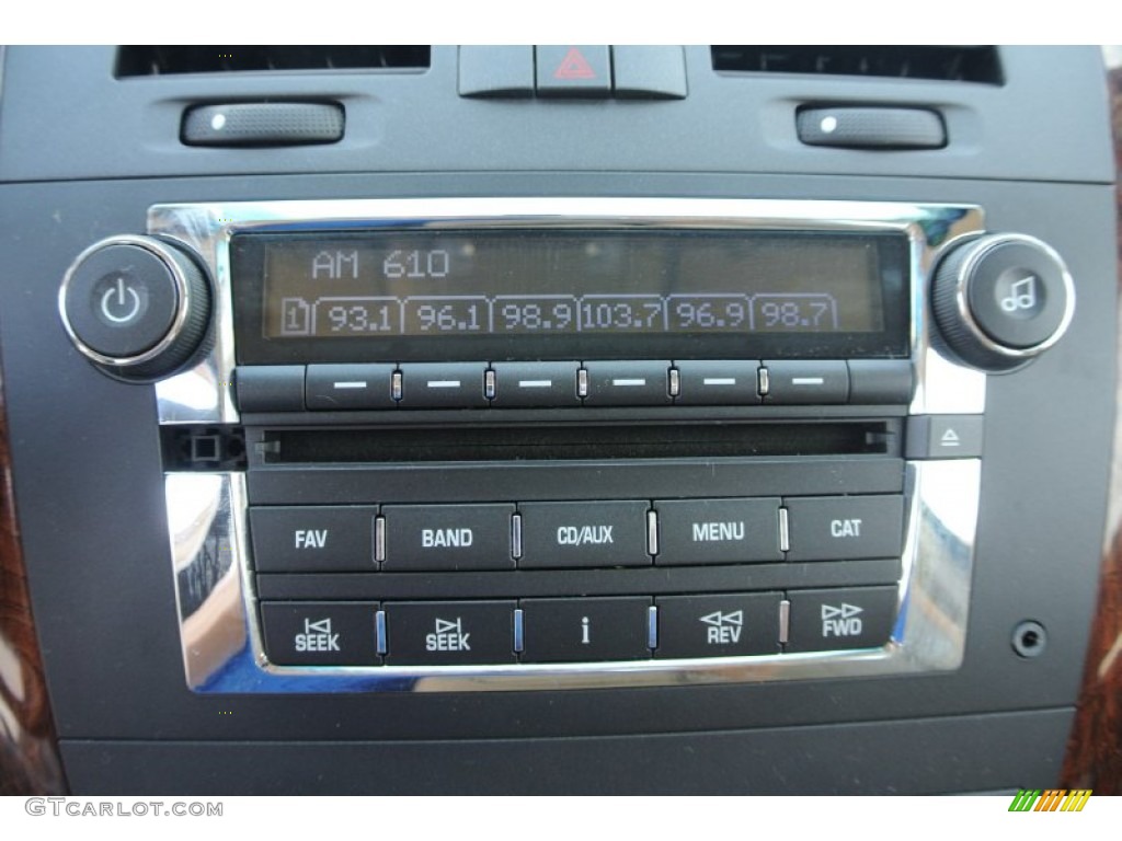 2006 Cadillac DTS Luxury Audio System Photos