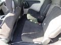 Stone White - Grand Caravan Crew Photo No. 12