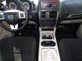 Stone White - Grand Caravan Crew Photo No. 18