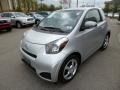 Classic Silver Metallic - iQ  Photo No. 3