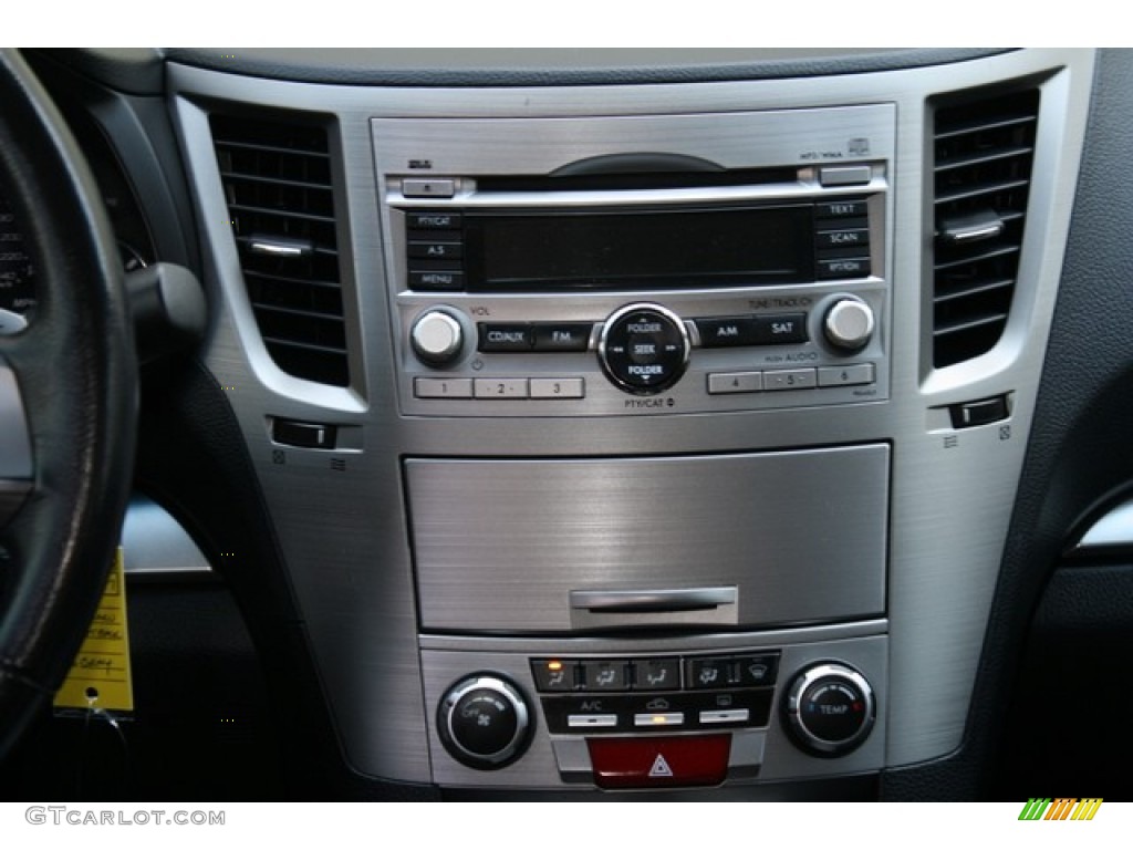 2011 Outback 2.5i Premium Wagon - Graphite Gray Metallic / Off Black photo #13