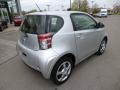 Classic Silver Metallic - iQ  Photo No. 7
