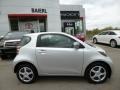 Classic Silver Metallic - iQ  Photo No. 8