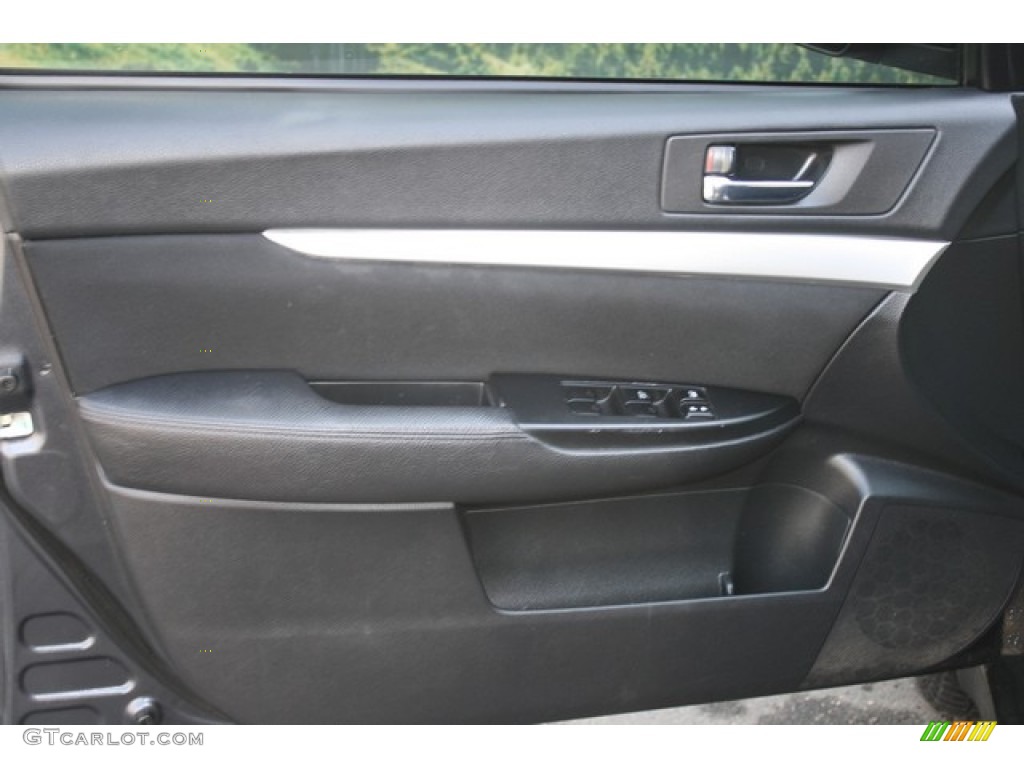 2011 Outback 2.5i Premium Wagon - Graphite Gray Metallic / Off Black photo #21