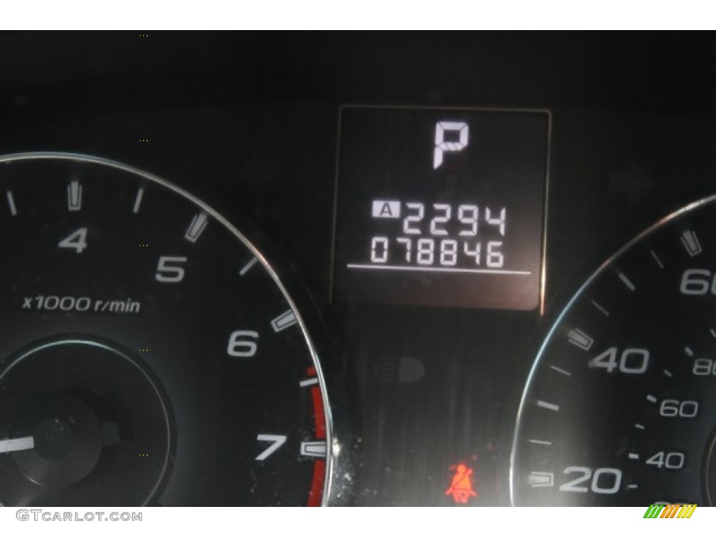 2011 Outback 2.5i Premium Wagon - Graphite Gray Metallic / Off Black photo #26