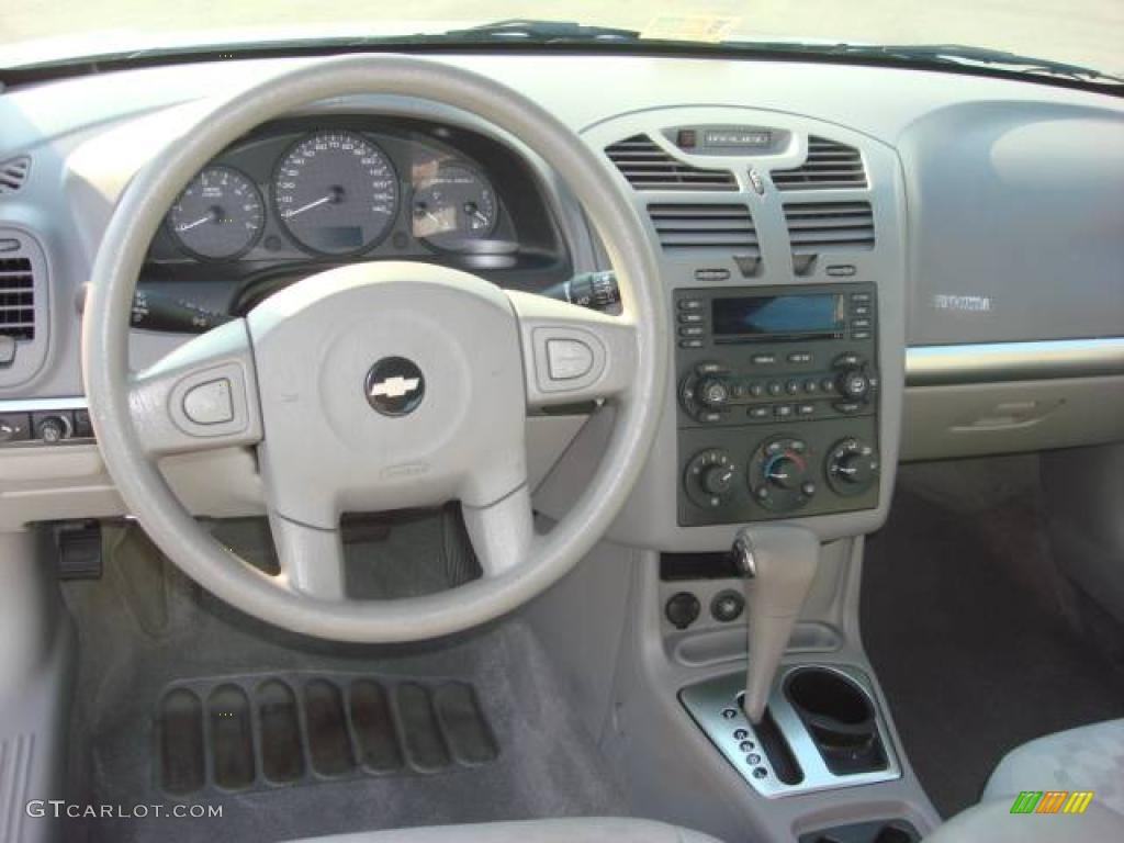 2005 Malibu LS V6 Sedan - Galaxy Silver Metallic / Gray photo #12