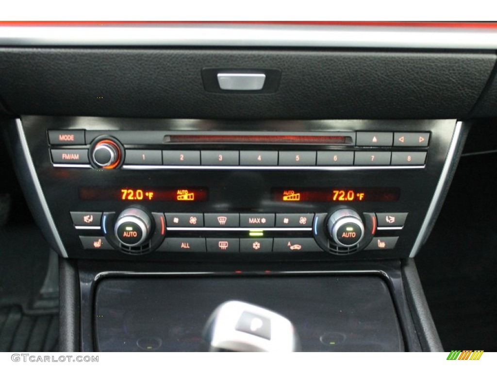 2011 BMW 5 Series 535i Gran Turismo Controls Photo #80767701