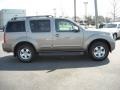 2005 Polished Pewter Nissan Pathfinder SE 4x4  photo #4