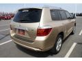 Sandy Beach Metallic - Highlander Limited 4WD Photo No. 2