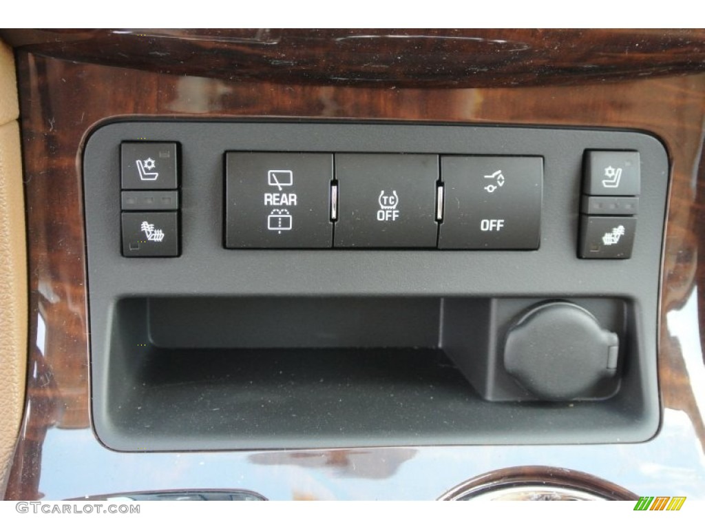 2013 Buick Enclave Premium AWD Controls Photo #80769408