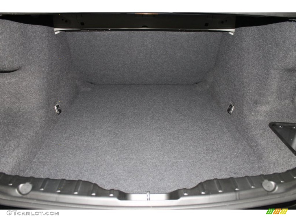2011 BMW 5 Series 535i Sedan Trunk Photo #80770107