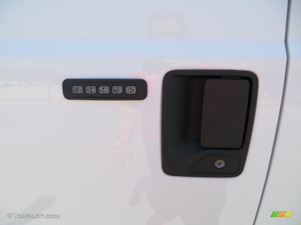 2013 F250 Super Duty XLT Crew Cab 4x4 - Oxford White / Adobe photo #16