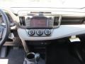 Super White - RAV4 LE Photo No. 25